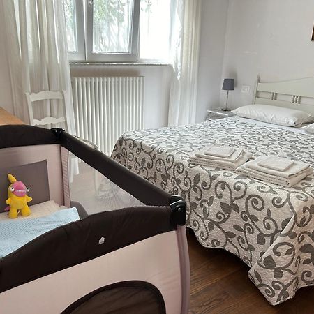 Casa Vacanze Diana Виареджо Экстерьер фото